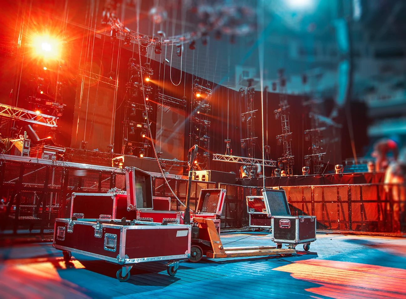 scaffolding and open stage boxes